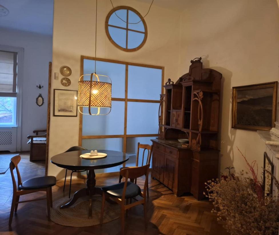 Anno 1800 Apartman Bistriţa Kültér fotó
